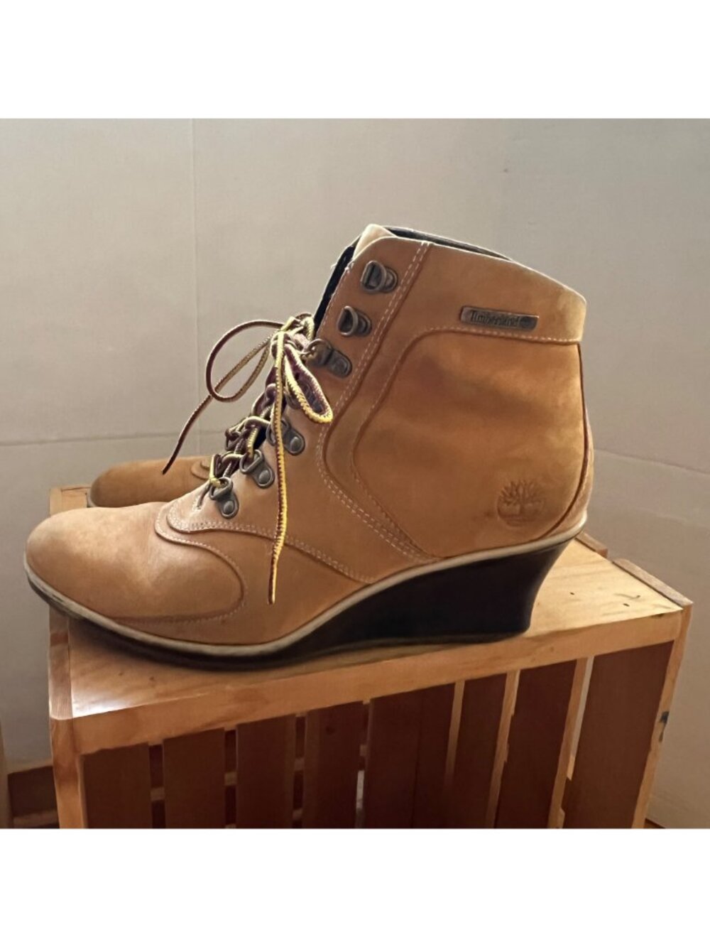 Timberland Size 8.5 M Tan Leather Lace-Up Wedge Heel Ankle Bootie Boots Shoes - Picture 15 of 16